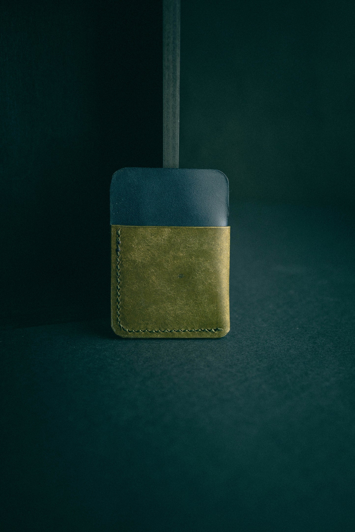 The Maverick - Navy/Olive