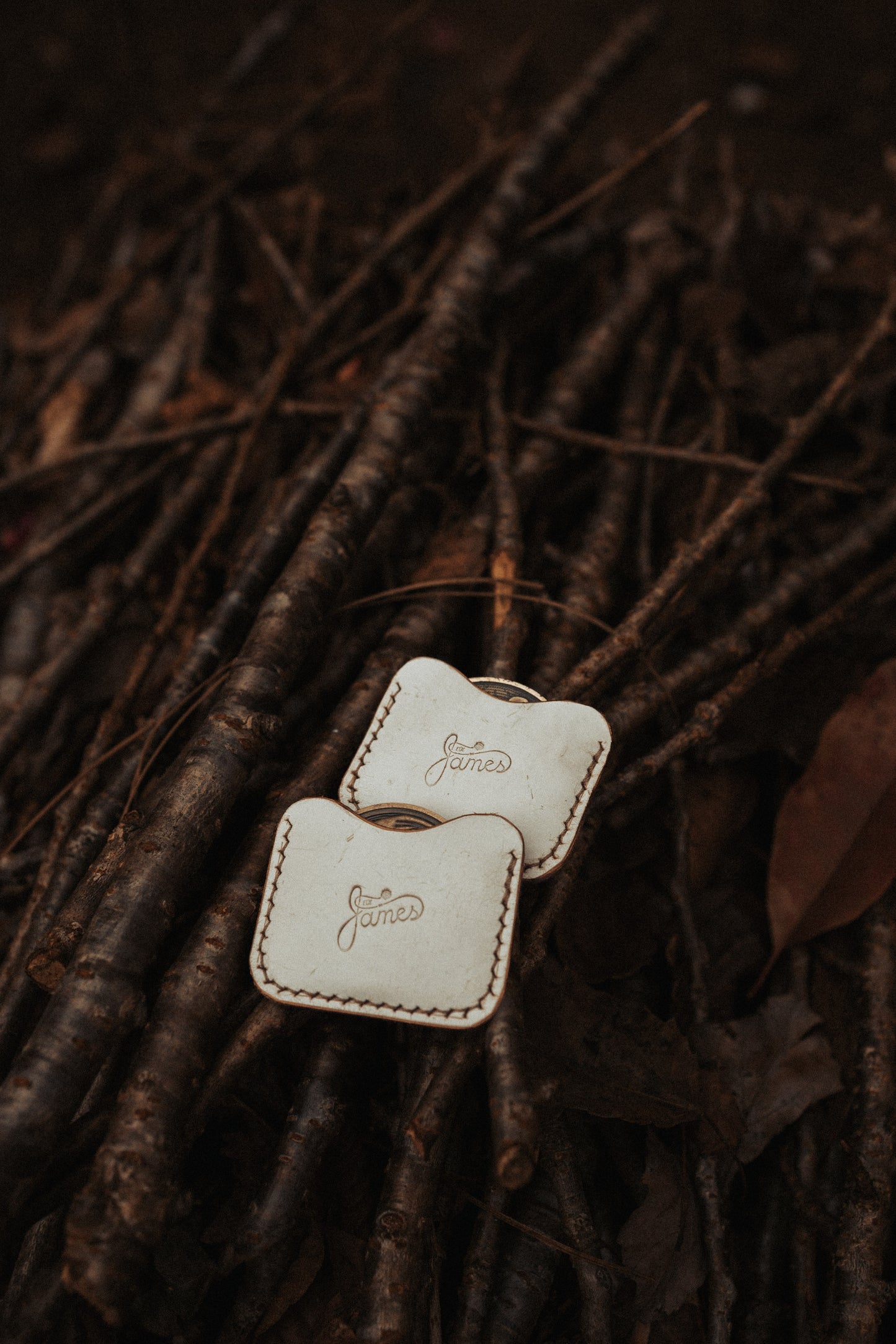 EDC Leather Coin Slip - White Wax Buttero "Burro" - Whisky