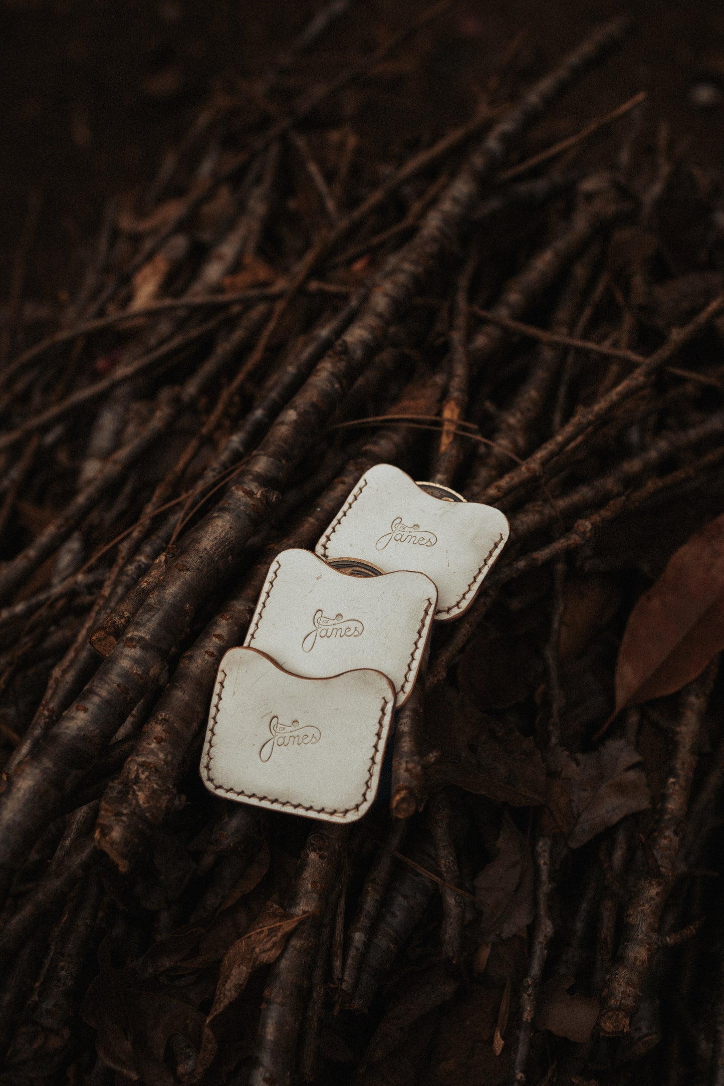 EDC Leather Coin Slip - White Wax Buttero "Burro" - Whisky